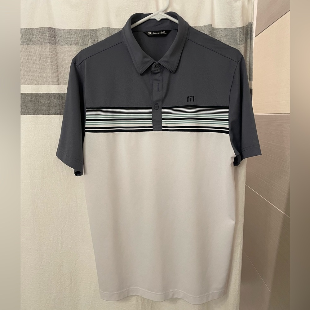 Travis Mathew Golf Polo: medium.